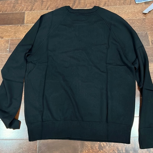 Banana Republic Extra-Fine Italian Merino Crew neck
Black - Picture 2 of 3